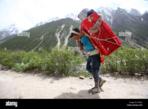 Pithoo Walas  Baltal to Holy Cave